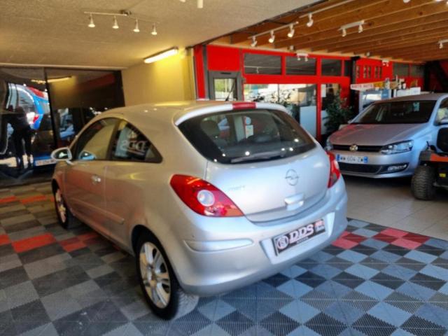 Opel Corsa image 4