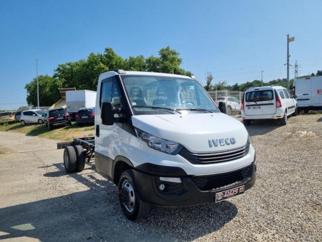 Iveco Daily image 6