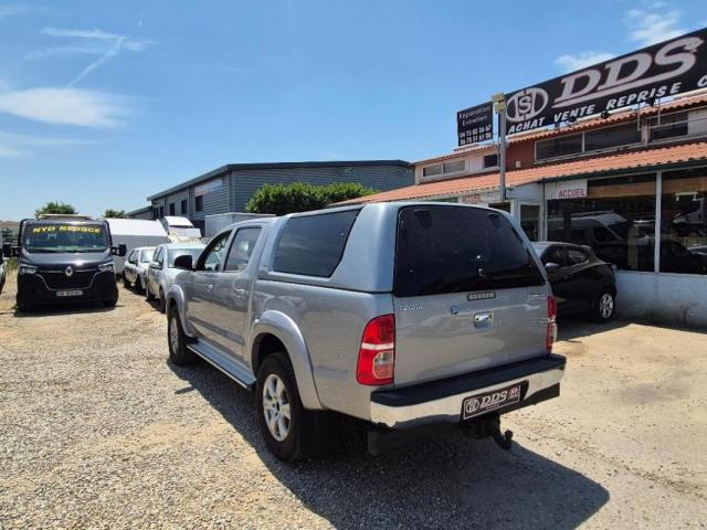 Toyota Hilux image 3