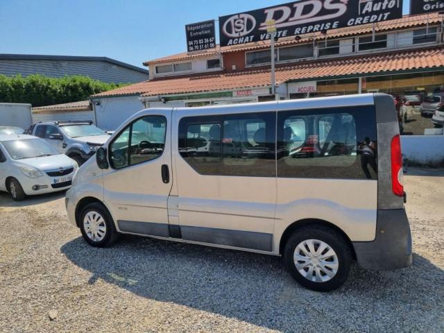 Renault Trafic image 8