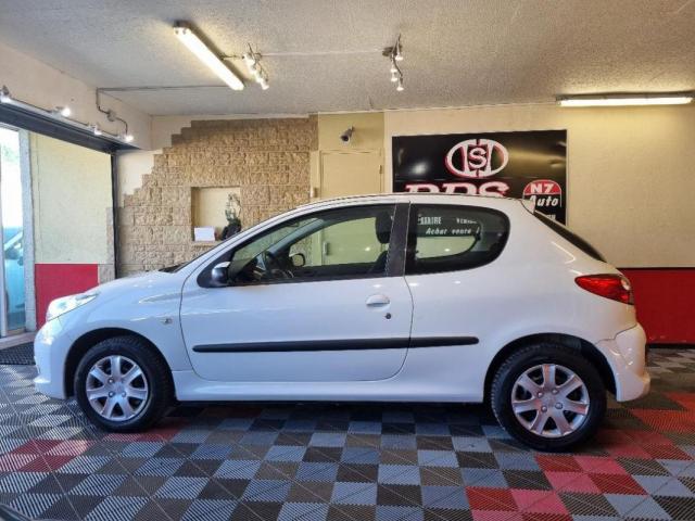 Peugeot 206+ image 8