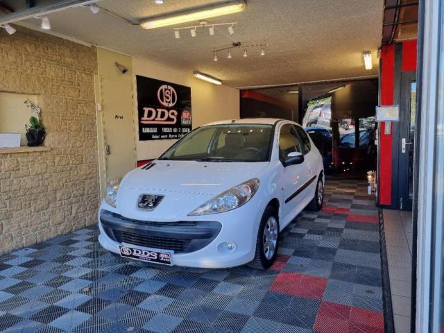 Peugeot 206+ image 3