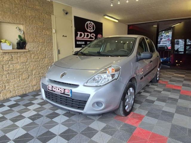 Renault Clio image 9