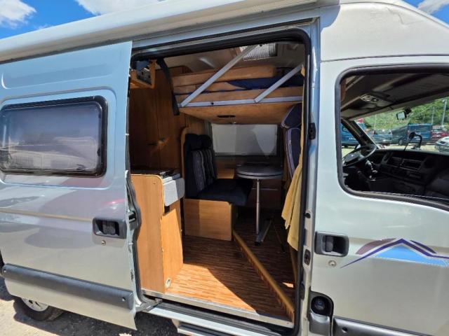 Renault Master image 9