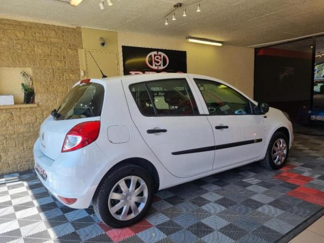 Renault Clio image 3