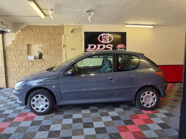 Peugeot 206 image 4