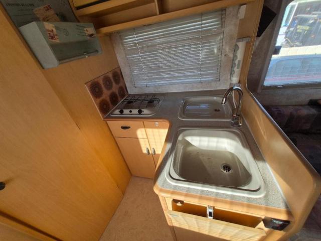 Ford Transit image 4