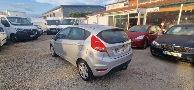 Ford Fiesta image 4