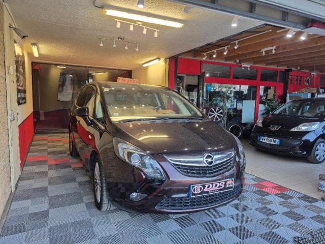 Opel Zafira image 8