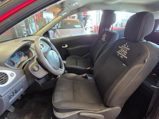 Renault Clio image 1