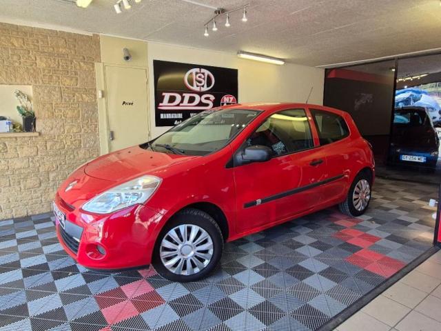 Renault Clio image 9