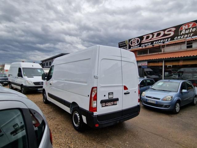 Renault Master image 2