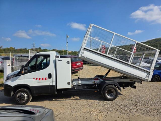 Iveco Daily image 8