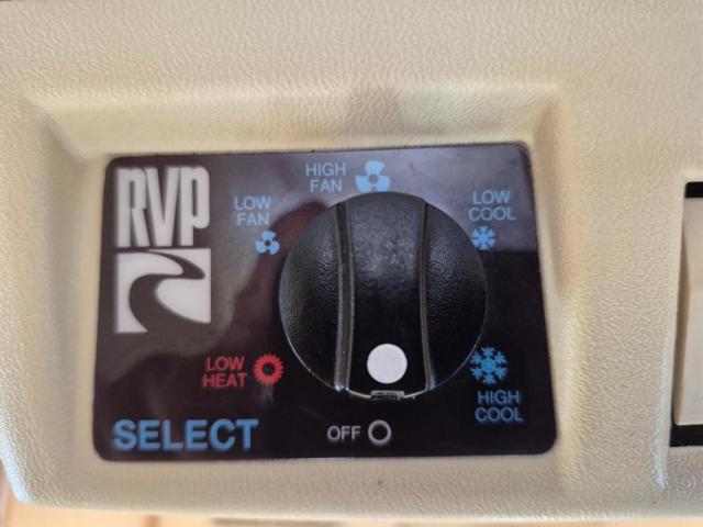 Ford Transit image 2