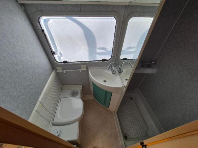 Ford Transit image 5