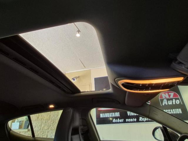 Porsche Panamera image 2