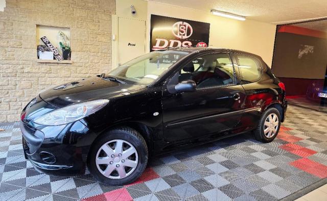 Peugeot 206+ image 9