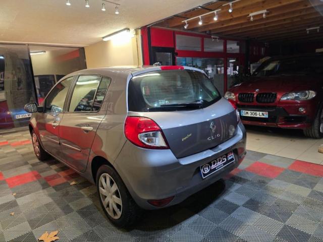 Renault Clio image 1