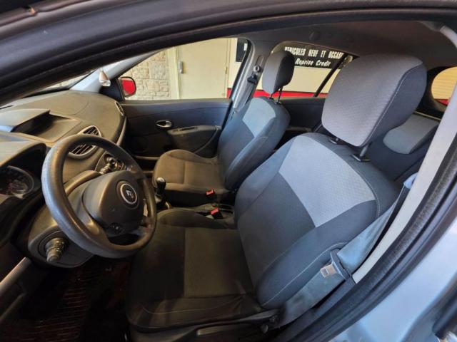 Renault Clio image 8