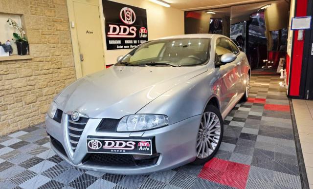 Alfa Romeo Gt image 1