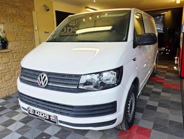 Volkswagen Transporter image 8