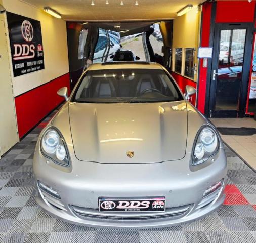 Porsche Panamera image 9