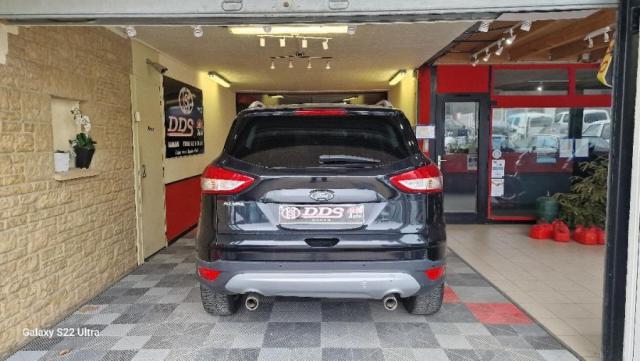 Ford Kuga image 2