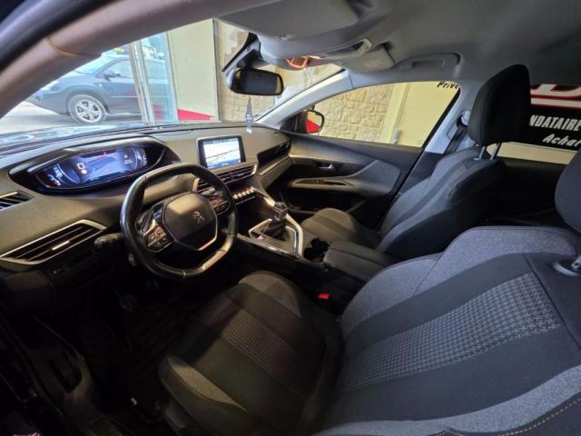 Peugeot 3008 image 1