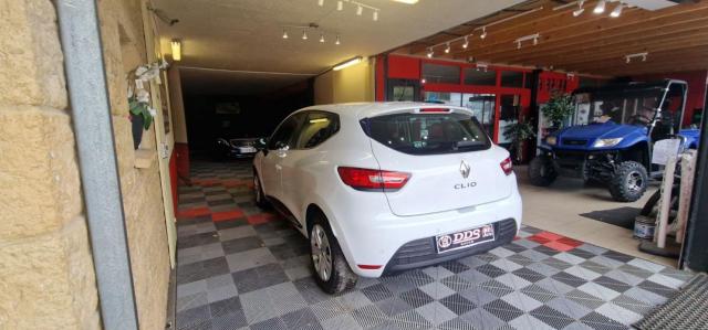 Renault Clio image 2