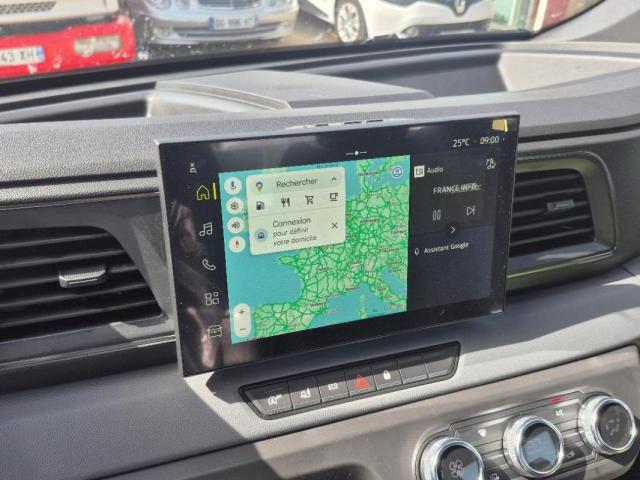 Renault Master image 3