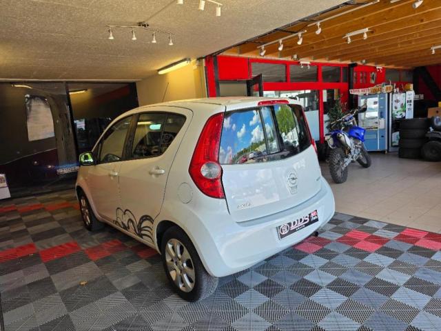 Opel Agila image 1