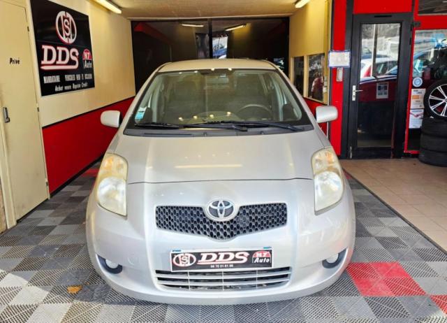 Toyota Yaris image 8