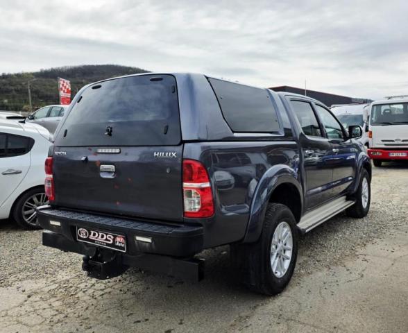 Toyota Hilux image 5