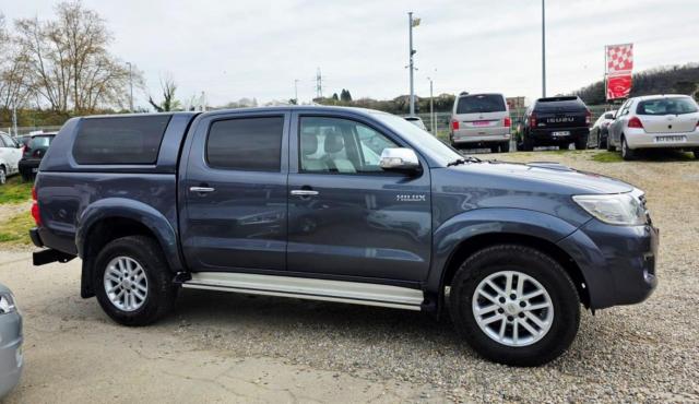 Toyota Hilux image 3