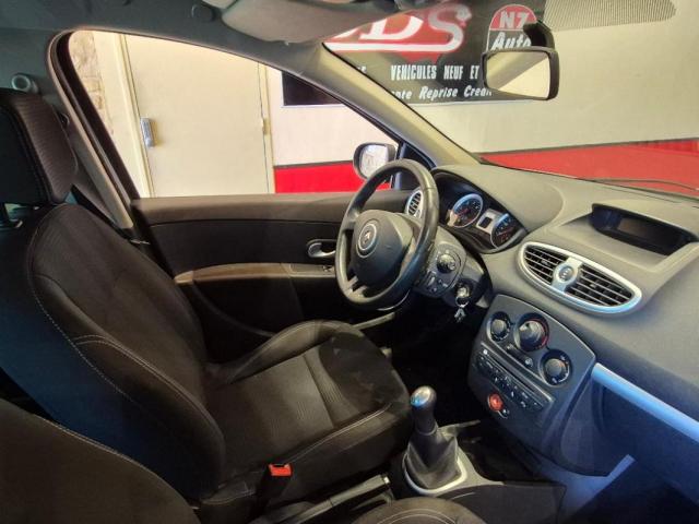 Renault Clio image 9
