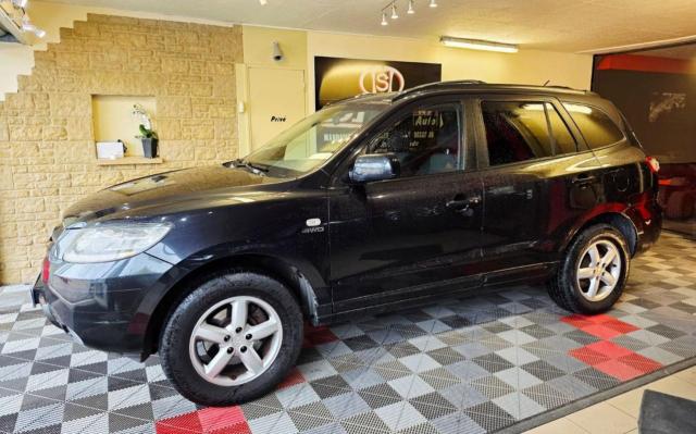Hyundai Santa Fe image 1