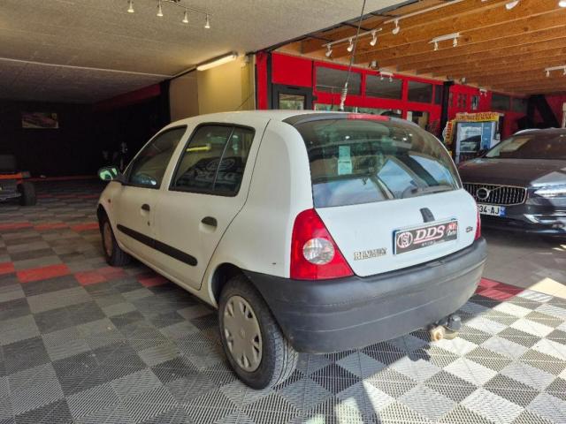 Renault Clio image 6