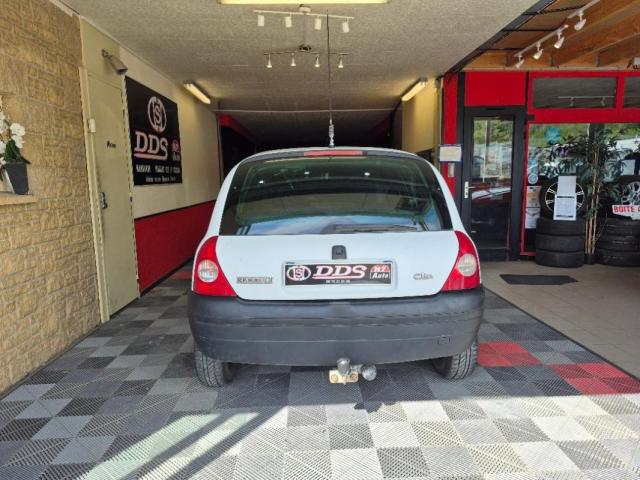 Renault Clio image 2