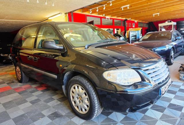 Chrysler Voyager image 5