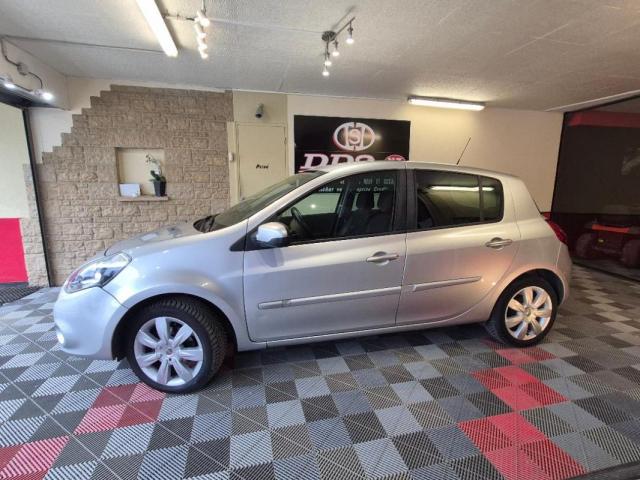 Renault Clio image 8