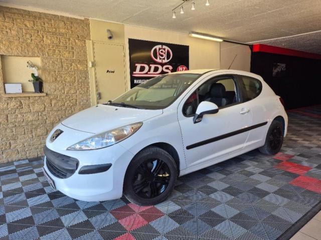Peugeot 207 image 6