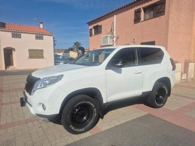 Toyota Land Cruiser image 8