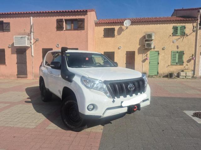Toyota Land Cruiser image 1
