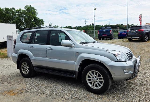 Toyota Land Cruiser image 1