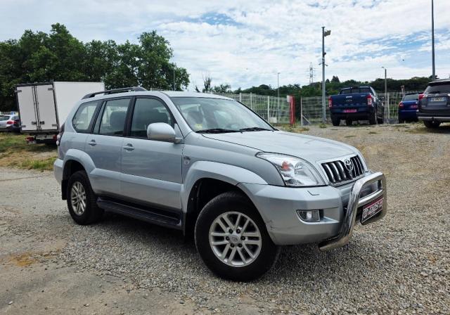 Toyota Land Cruiser image 5