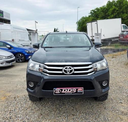 Toyota Hilux image 5