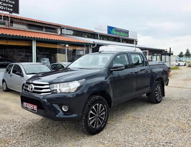 Toyota Hilux image 9