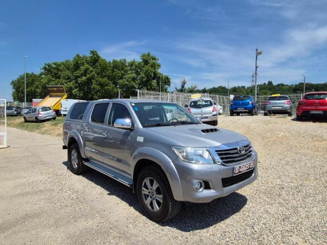 Toyota Hilux image 6