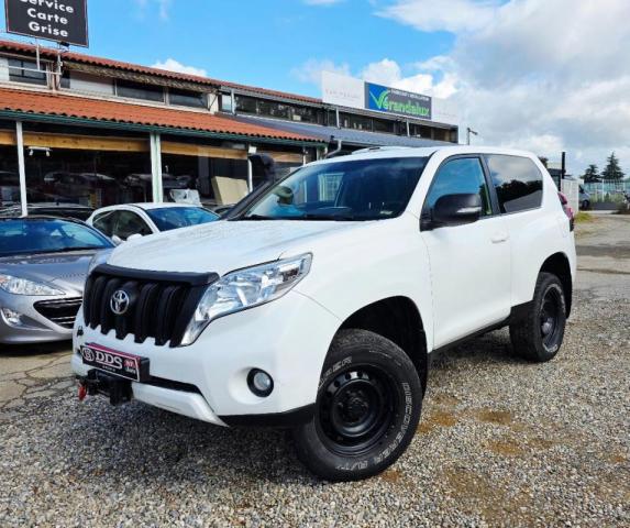 Toyota Land Cruiser image 8