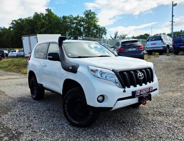 Toyota Land Cruiser image 5